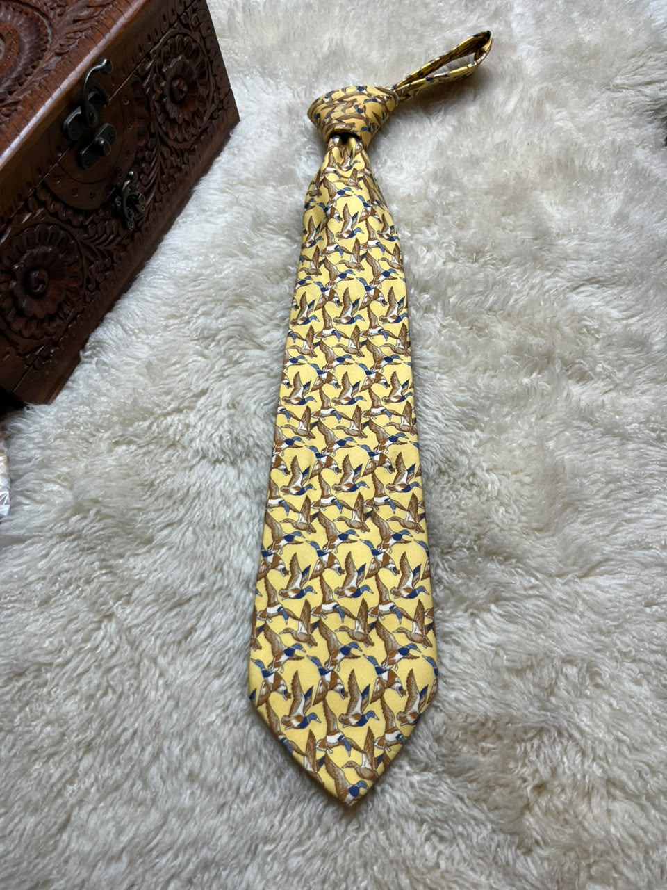 Beaufort Tie Rack 100% Silk Tie Mens Yellow Blue Mallard Duck Hunting Motif Italy