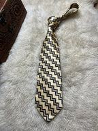 Heritage by Etienne Aigner 100% Silk Tie Mens Champagne Gold Navy Blue Chevron Zigzag Mexico