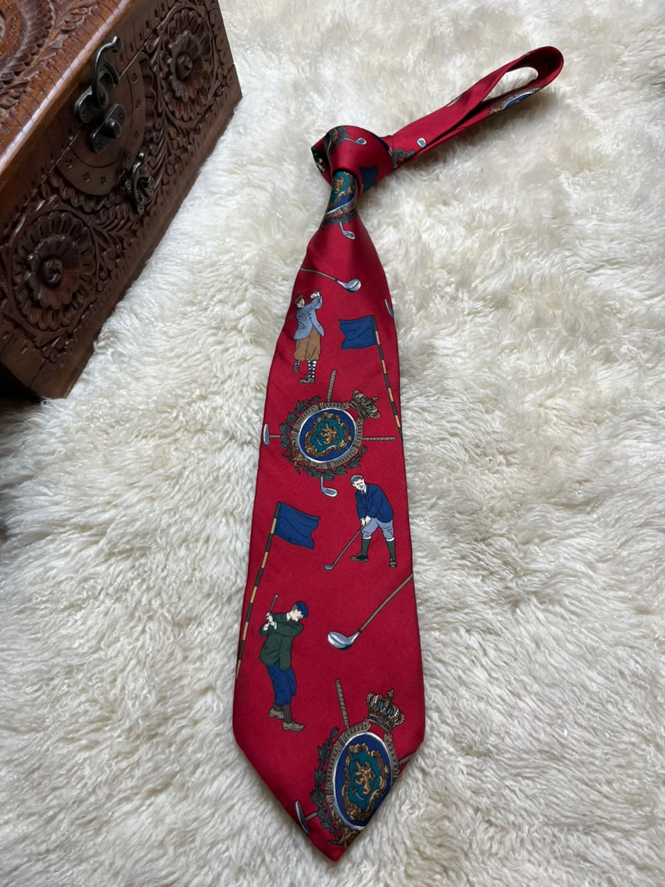 Morris Ithaca New York 100% Silk Tie Mens Gold Red Blue Paisley Floral Medallion USA
