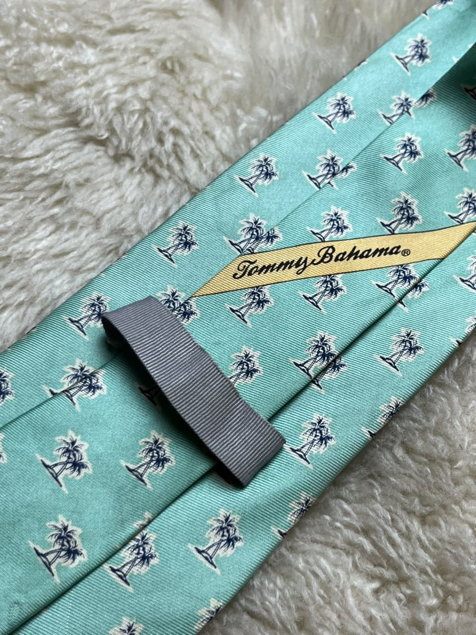 Tommy Bahama 100% Silk Tie Mens Mint Green Blue Palm Tree Tropical Motif China