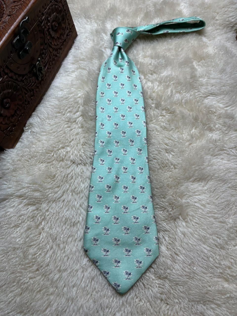 Tommy Bahama 100% Silk Tie Mens Mint Green Blue Palm Tree Tropical Motif China