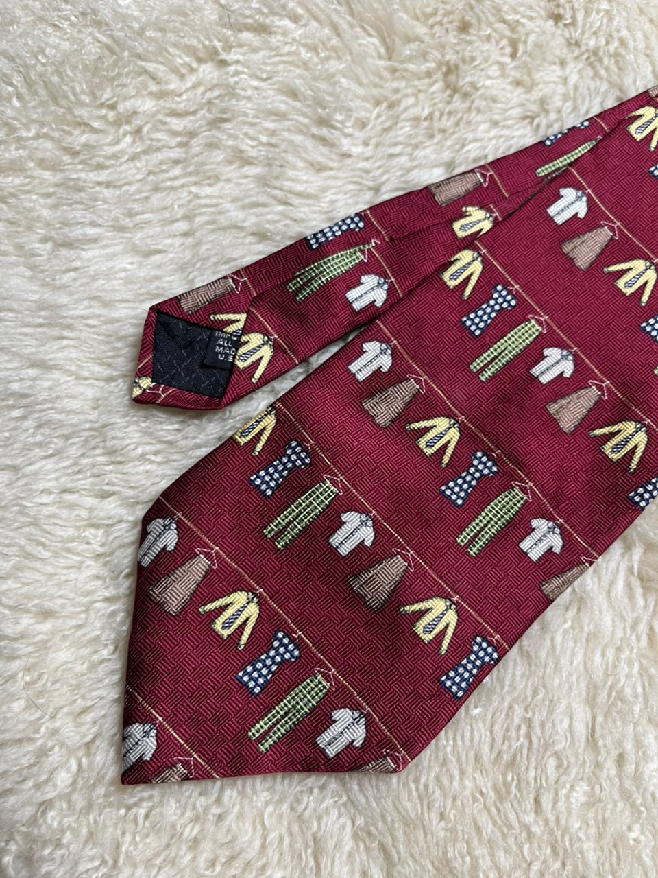NCA International Silk Tie Mens Burgundy Green Yellow Clothesline Laundry Motif USA