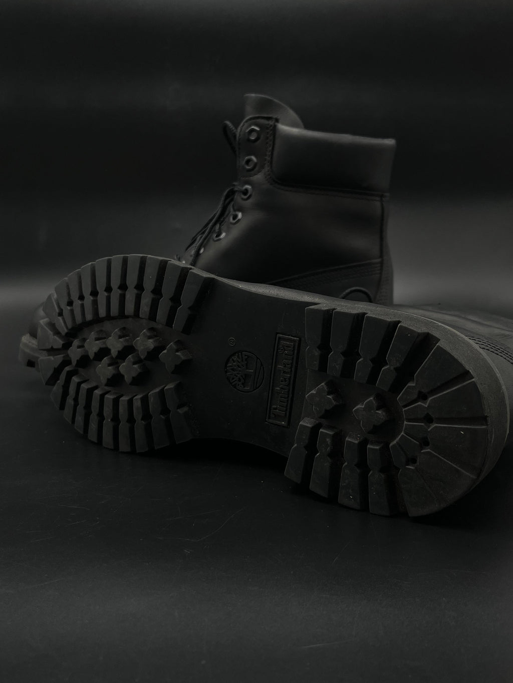 Timberland Basic 6 Inch Ankle Boots Triple Black Leather A1MA6 - 43