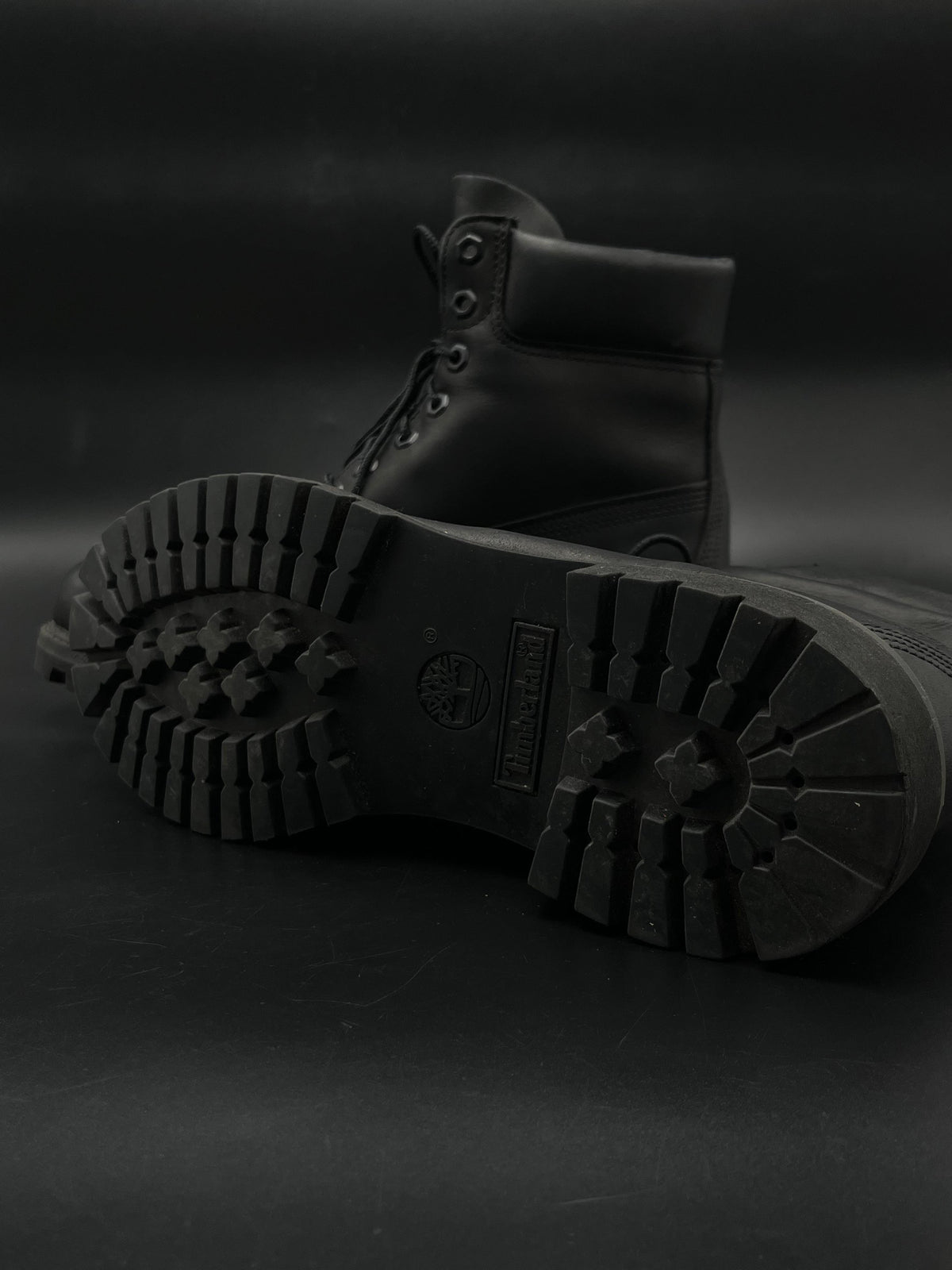 Timberland Basic 6 Inch Ankle Boots Triple Black Leather A1MA6 - 43