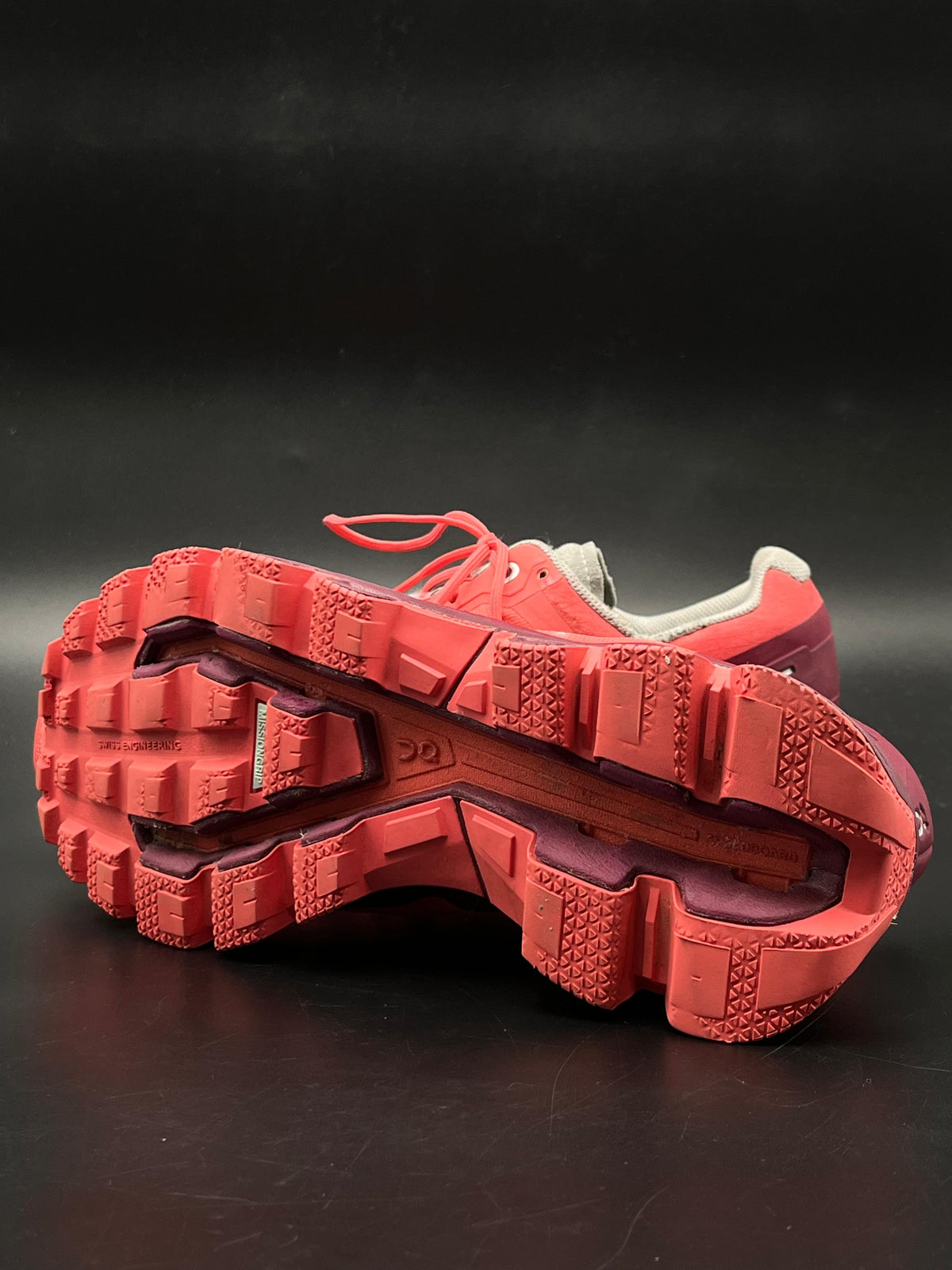 On Cloudventure Womens Trail Running Shoes Coral Pink Mulberry Sneaker - 38