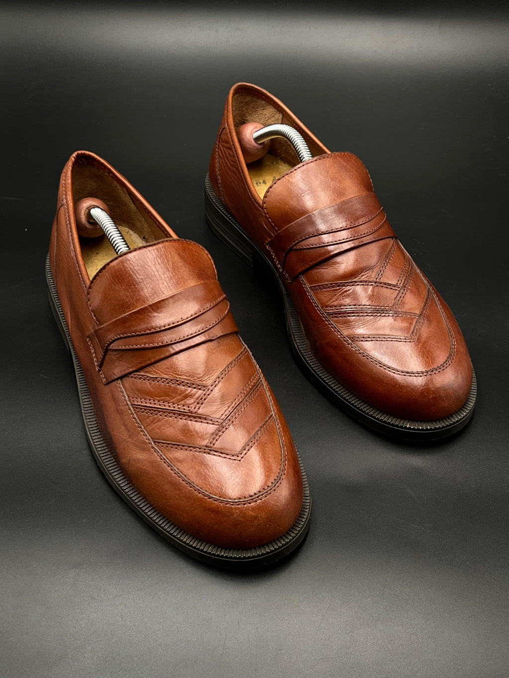 Vintage Mens Cognac Brown Leather Chevron Apron Toe Penny Loafers Shoes - 44