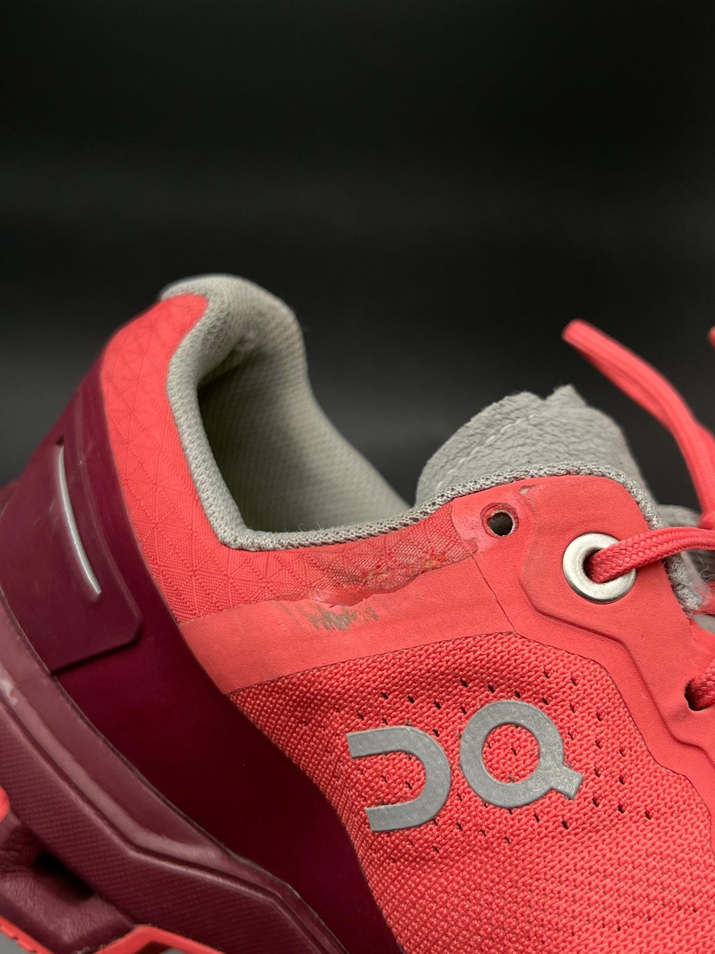 On Cloudventure Womens Trail Running Shoes Coral Pink Mulberry Sneaker - 38