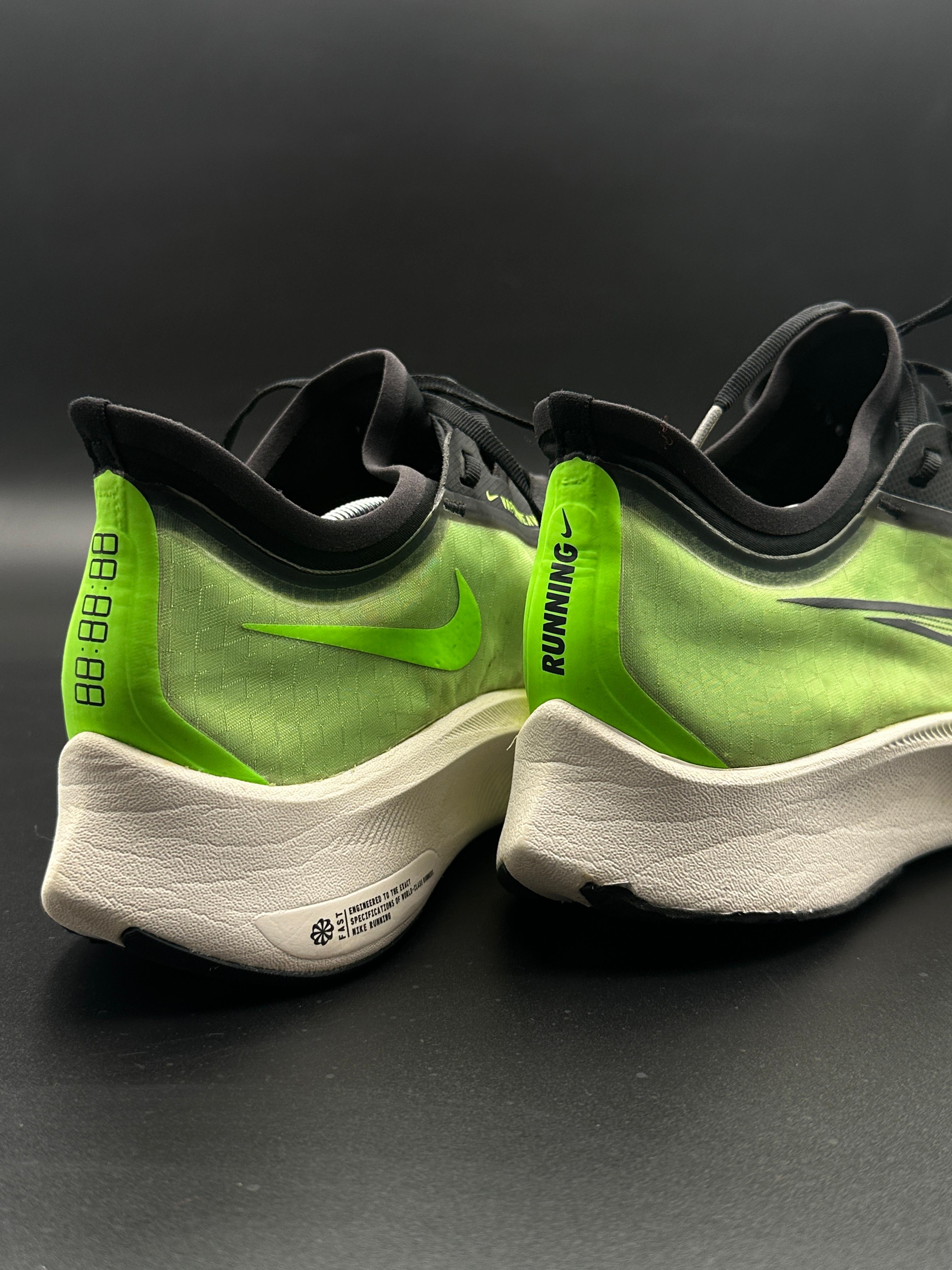 Nike Zoom Fly 3 - 46