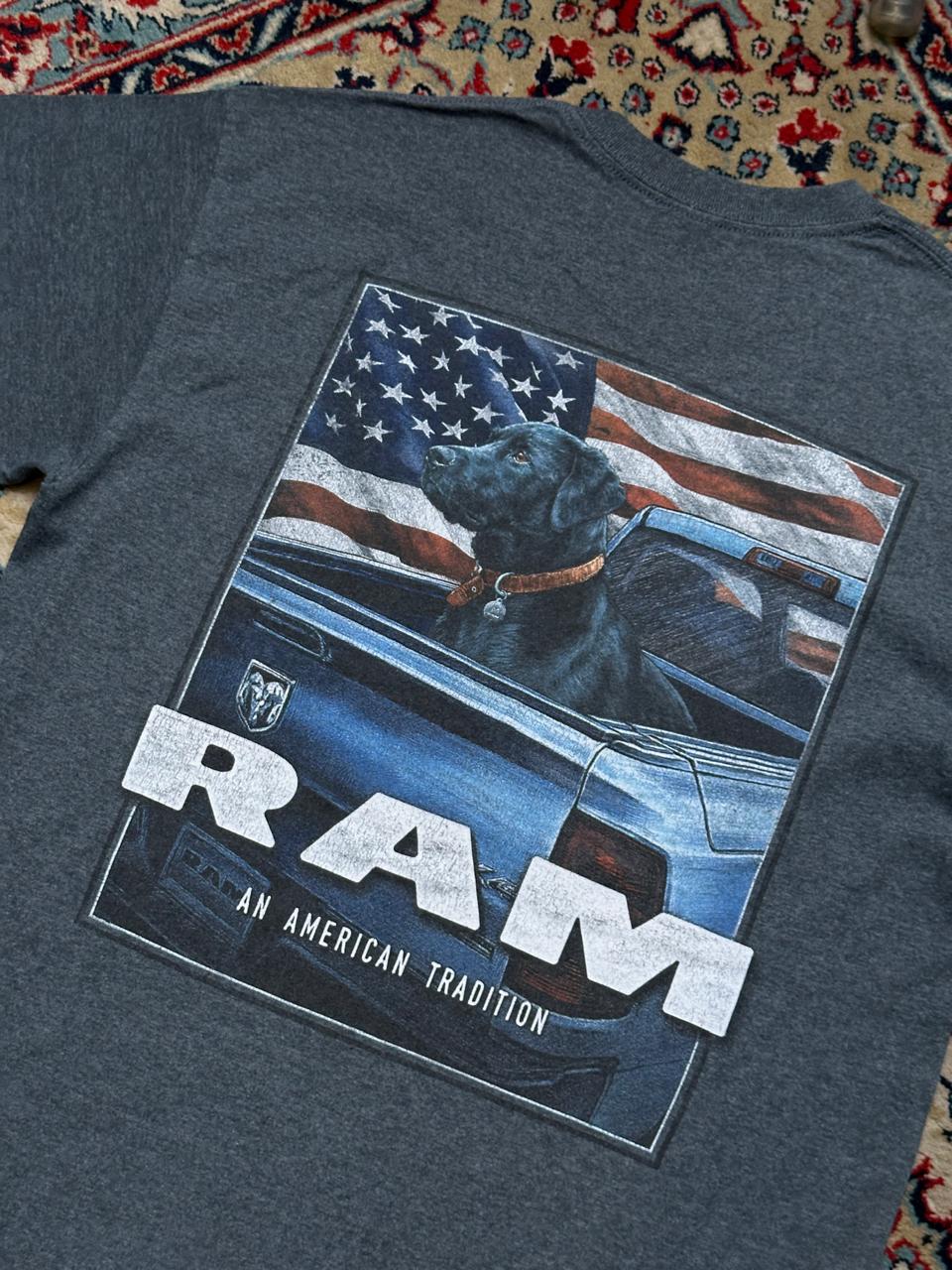 VINTAGE GILDAN HEAVYWEIGHT PRINTED TEE